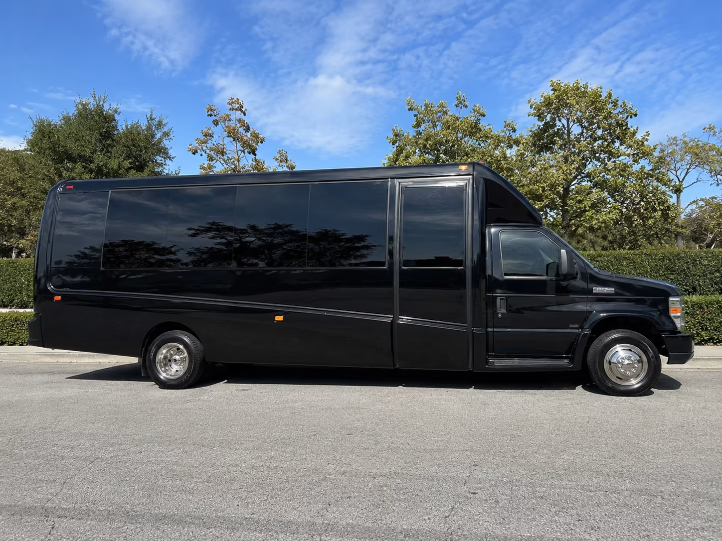 fullerton military base transfer and troop movement buses