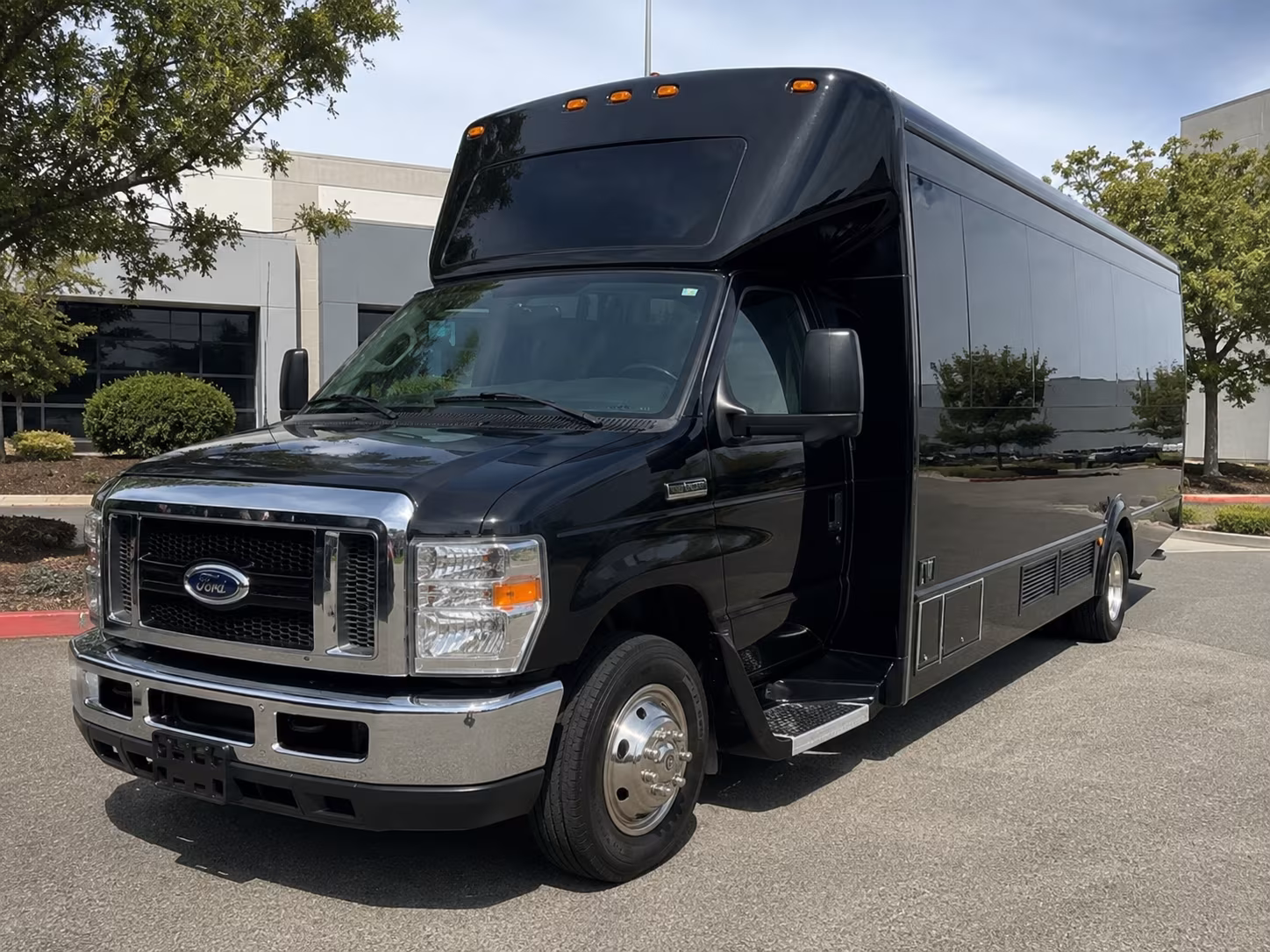shuttle to john wayne airport orange county